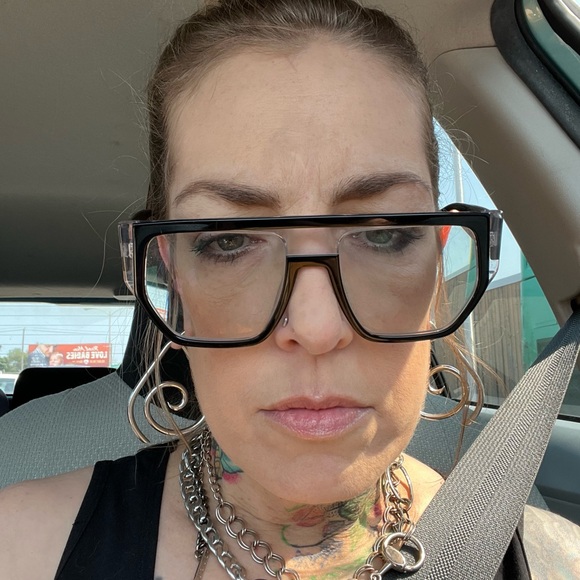 Meet your Posher, Tracey - Picture 10 of 16